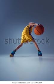 王钰栋新经纪公司：曾代理莱万、拜尔，旗下球员多在德国、瑞士踢球