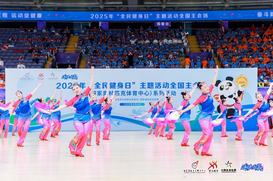 上午8点！中国足球曝出坏消息：伊万遭致命打击，球迷吐槽声一片